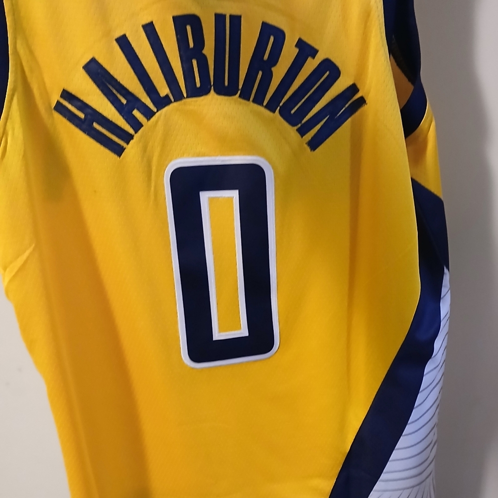 Tyrese Haliburton (Jordan)-(Pacers)-(Jersey)-(M)-$53 - Picture 11 of 13
